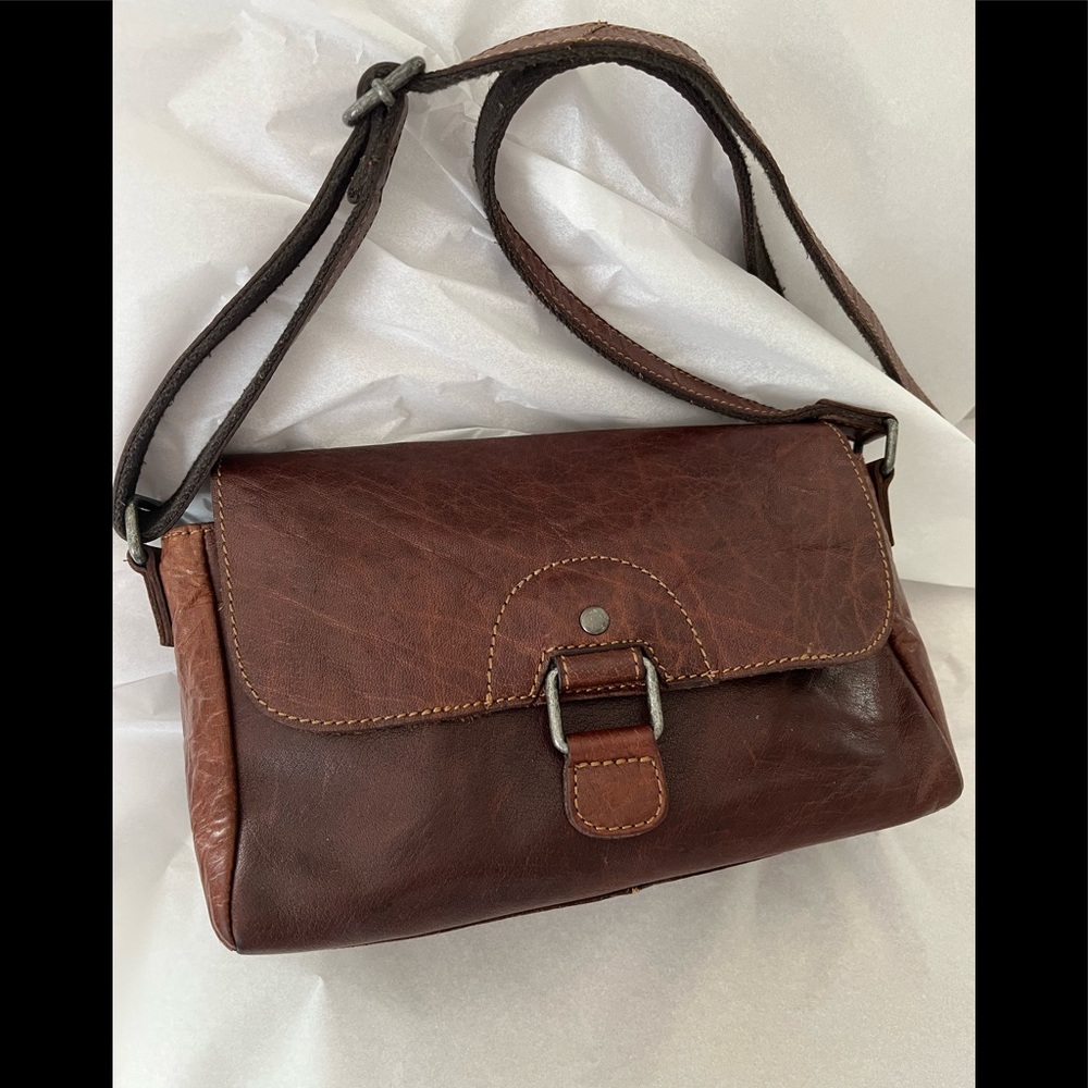 Jack Georges Voyager Collection Emma Petite Crossbody/Shoulder Leather Bag EUC